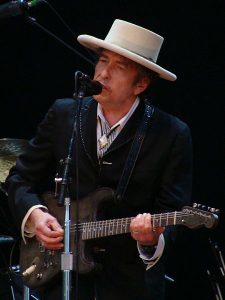 Bob Dylan är en legend som lyckas hålla sig relevant än idag